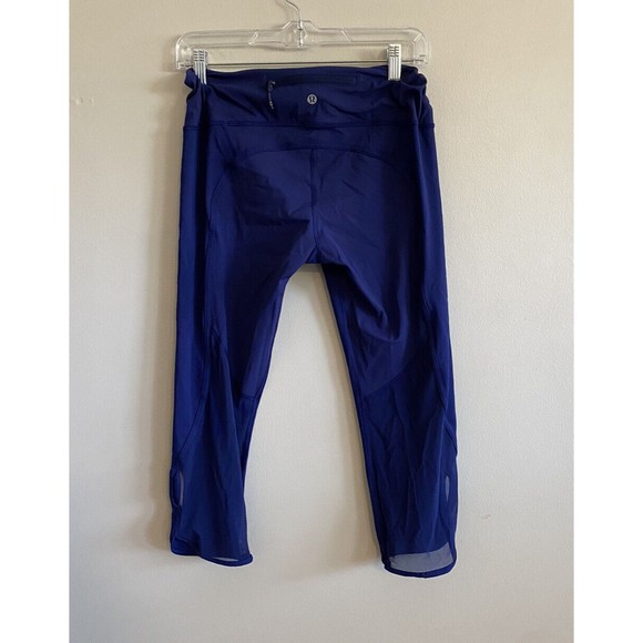 VGU Lululemon Beat the Heat Crop Hero Blue Navy Keyhole 10 - Picture 10 of 10